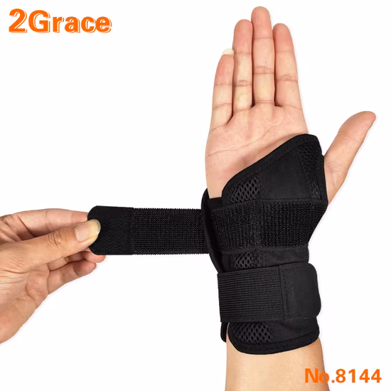 Adjustable Right or Left Hand Wrist Splint Support Brace for Wrist Pain, Sprain, Carpal Tunnel